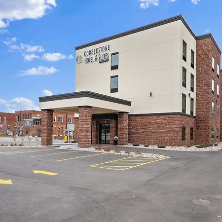 Cobblestone Hotel & Suites - Mosinee 외부 사진