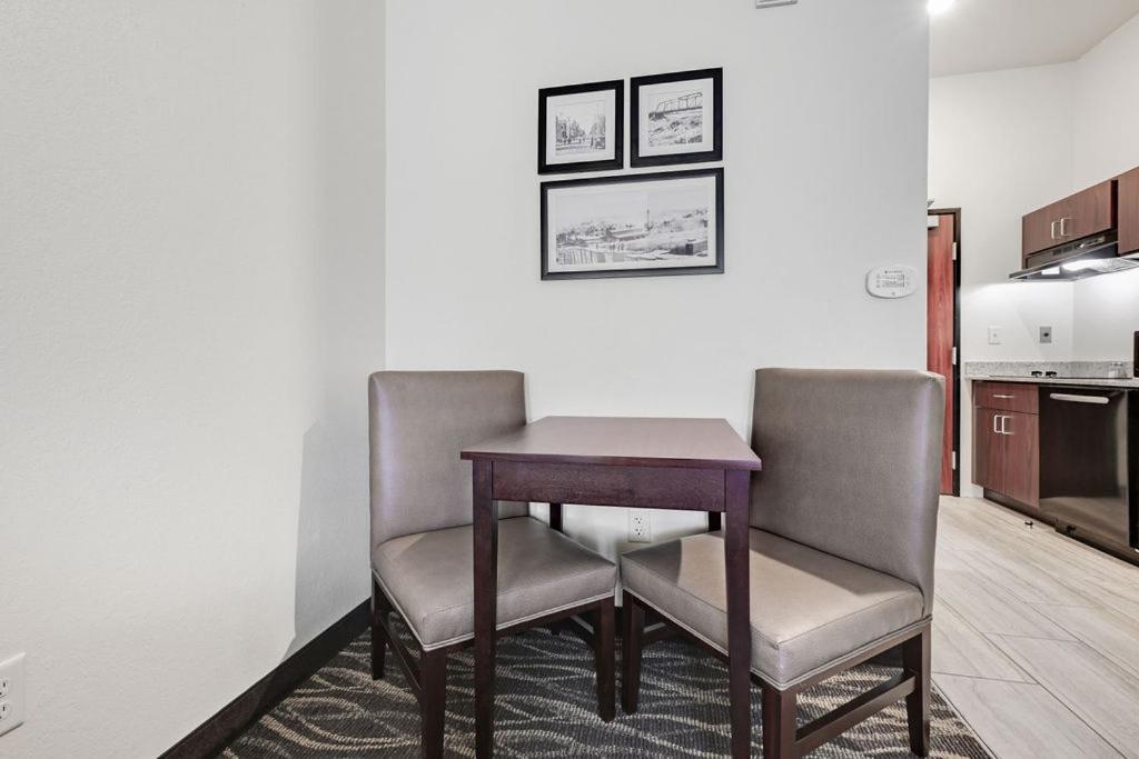 Cobblestone Hotel & Suites - Mosinee 외부 사진