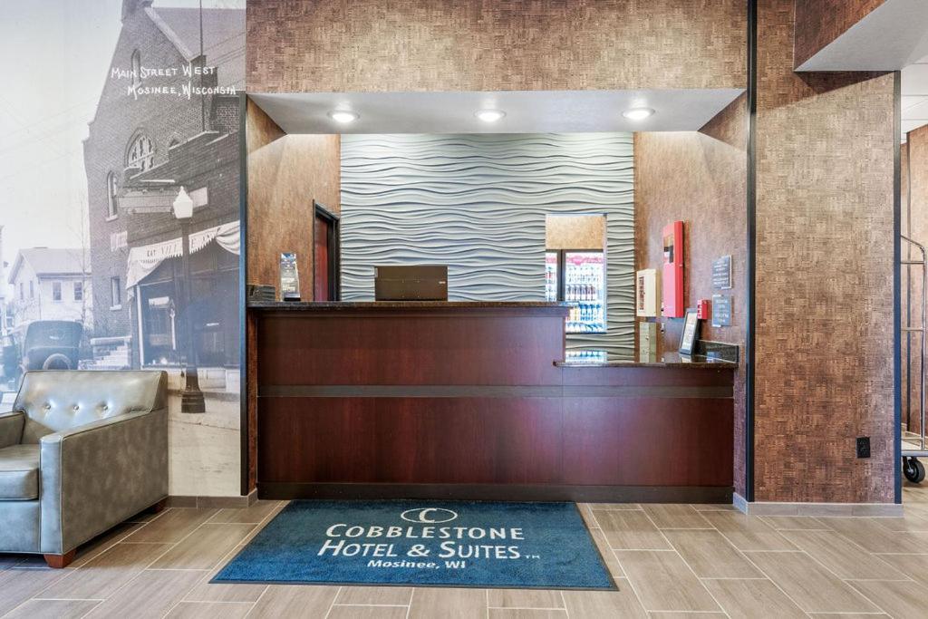 Cobblestone Hotel & Suites - Mosinee 외부 사진